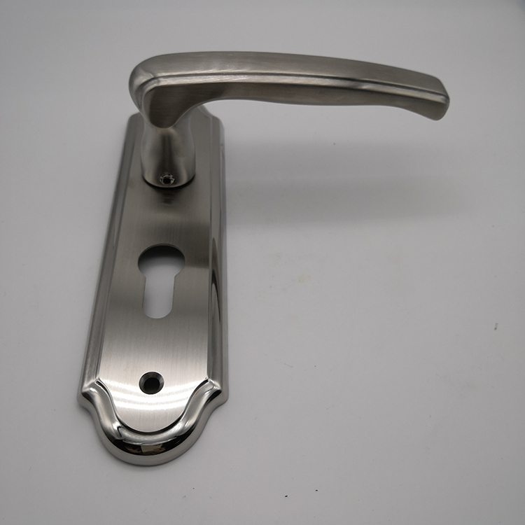 Accesorios de hardware Seguridad Puerta de entrada de seguridad Tiradores de puerta de acero inoxidable con placa